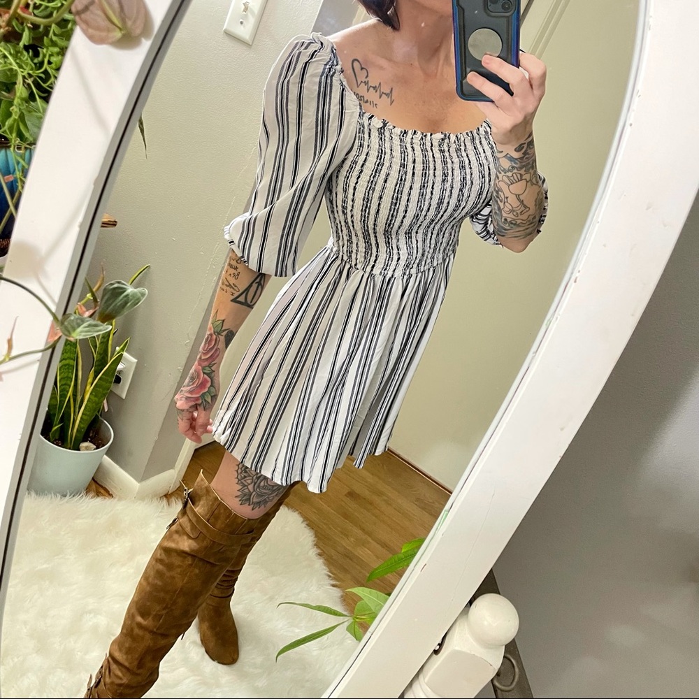 J for Justify Striped White Navy Blue Puff Long Sleeve Mini Dress Size Large